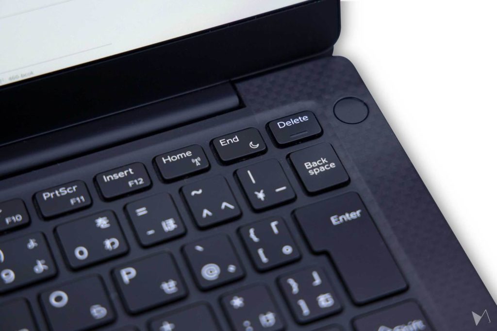 デザインを一新した 「Dell XPS 13」 は、 恐るべき完成度で Windows PC のゴールドスタンダードになる : 実機レビュー